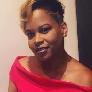 Meet your Posher, Ebony